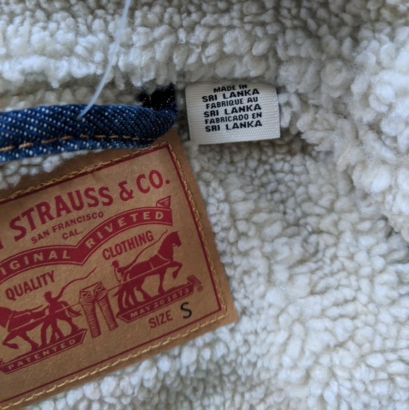 NWT! LEVI'S Original sherpa trucker denim jacket - Picture 6 of 8